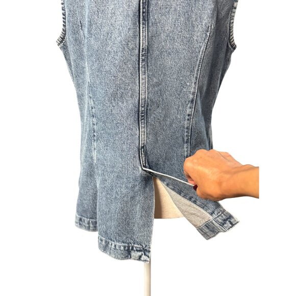 GAP Denim Vest Medium Indigo Women’s Sleeveless Button Front Longline Pockets M - Picture 6 of 12